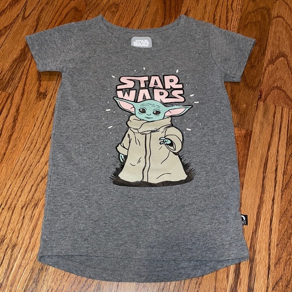 Rags to Raches Other - Rags to Raches Star Wars The Child tshirt size 3/4